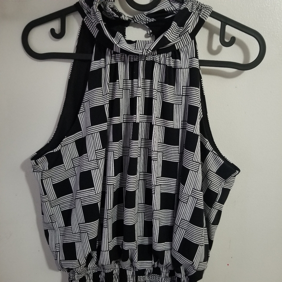 Kate & Lily Sleeveless All Over Print Jumpsuit - Picture 5 of 16